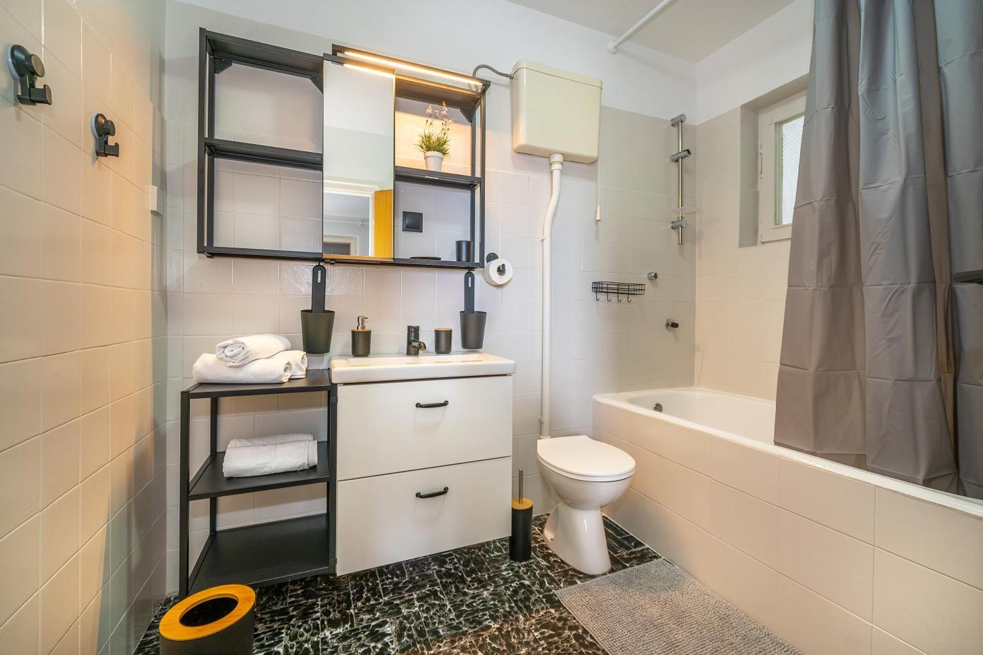 Studio Apartments Gilda บัชกา ภายนอก รูปภาพ